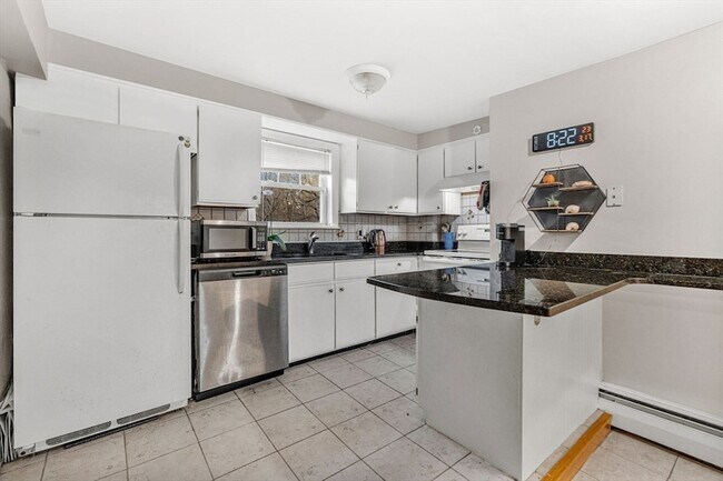 Building Photo - 177 Franklin St