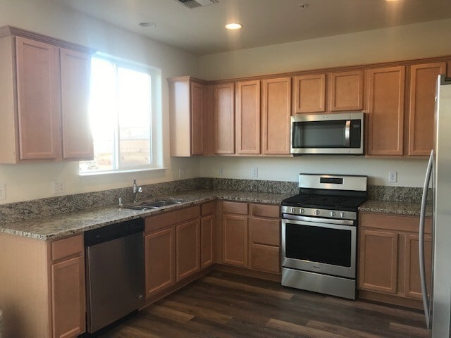 Building Photo - Brand New 3 Bedroom Townhome near UNR. ...