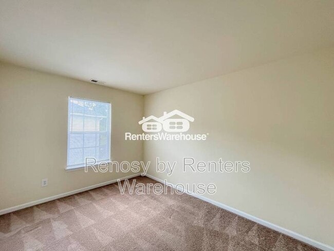 Building Photo - 3711 Bay Crescent