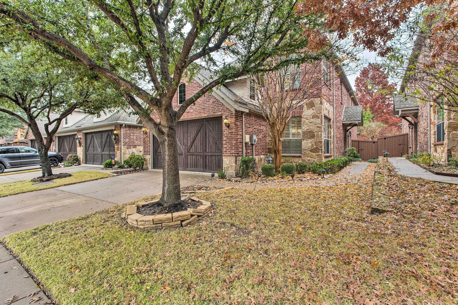 Building Photo - 4741 Durham Dr