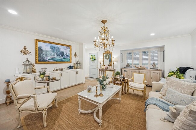 Building Photo - 5822 Doliver Dr