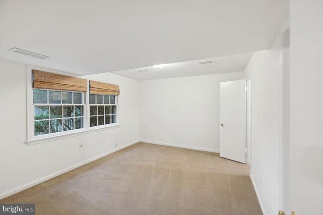Building Photo - 6313 Stoneham Ln