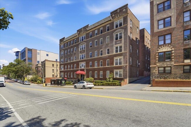 Building Photo - 6045 JFK Blvd E