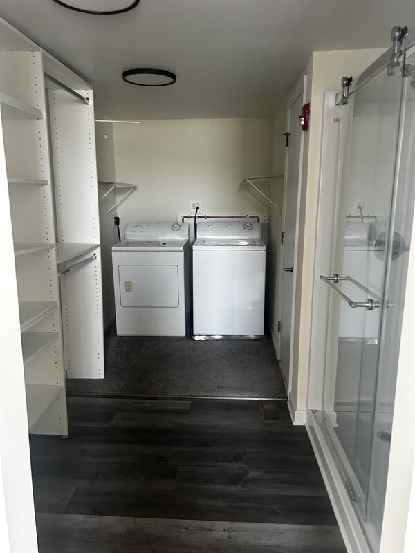 Building Photo - 1547 S 13th St