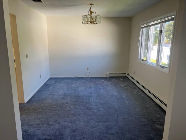 Building Photo - 6 Seabreeze Ln.