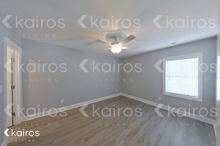 Building Photo - 3717 Oak Leaf Way