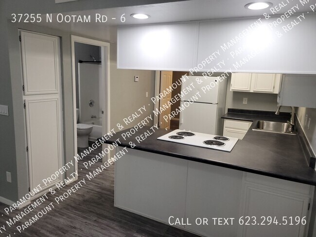 Building Photo - 37255 N Ootam Rd