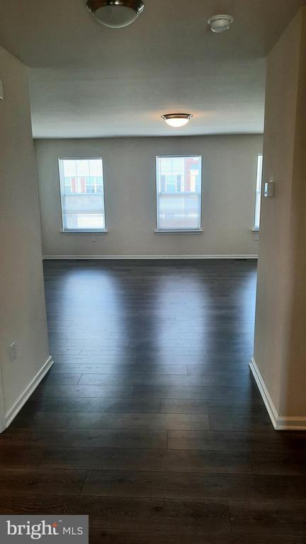 Building Photo - 837 Admiral's Quay Dr