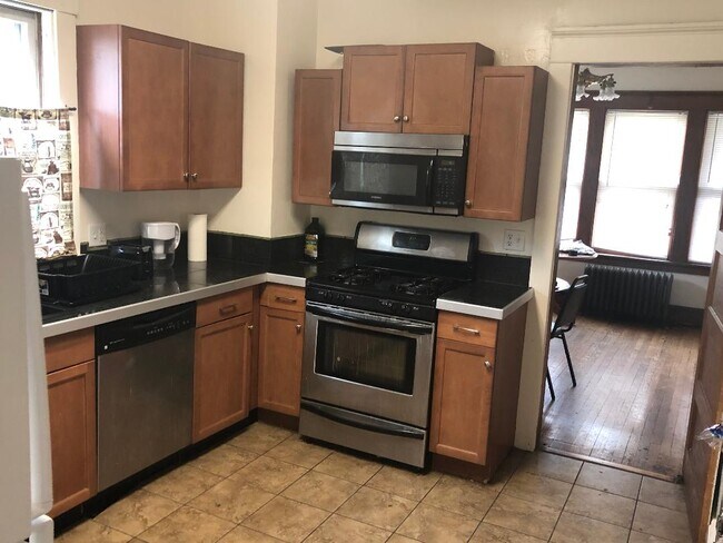 Building Photo - 116 Mitchell St