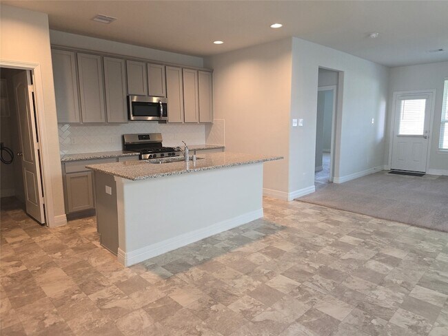 Building Photo - 40350 Bay Warbler Wy