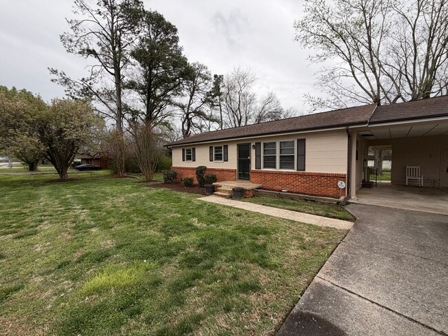 Building Photo - Charming 3 Bed 1 Bath Home in Murfreesboro