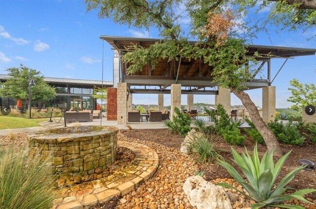 Building Photo - 240 Townes Ct