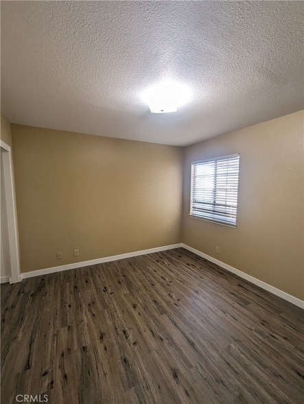 Building Photo - 13901 Hidden Valley Rd