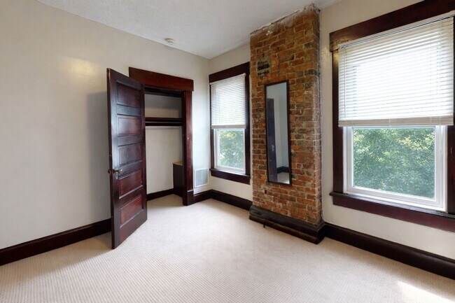 Building Photo - 72 Euclid Ave