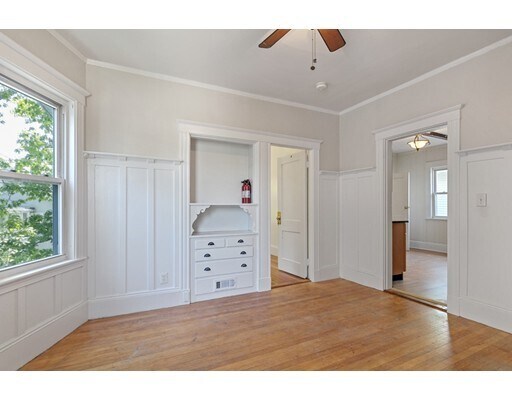 Building Photo - 8 Greylock Rd