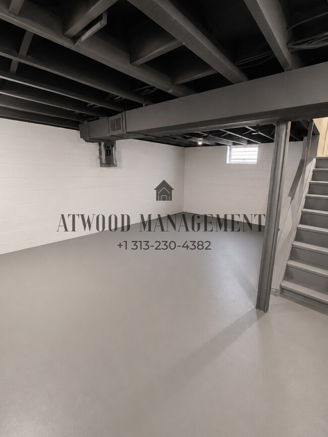Building Photo - Coming Soon – Beautifully Updated Home *Coming Soon (Move-in ready by 6/10 or Sooner)*!