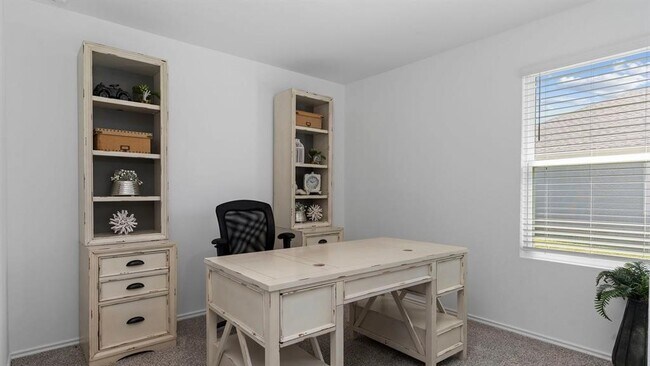 Building Photo - 2235 Laurel Bloom Ln