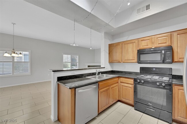 Building Photo - 8805 Jeffreys St