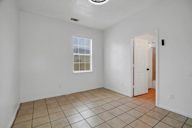 Building Photo - 6933 Liverpool St