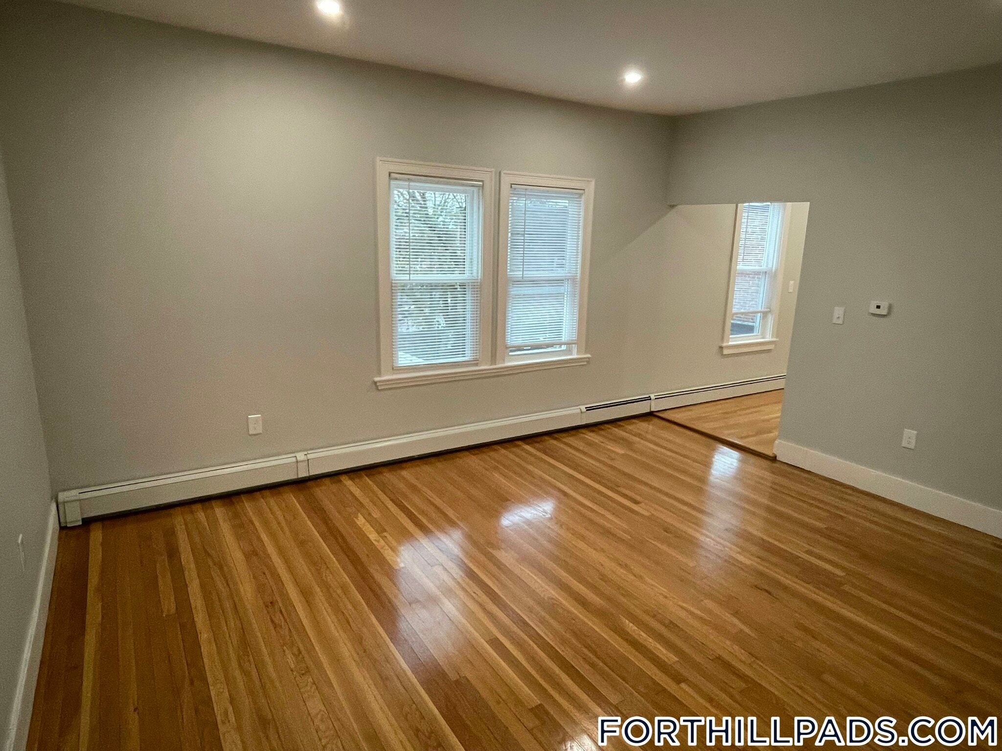 Building Photo - 1922 Columbus Ave