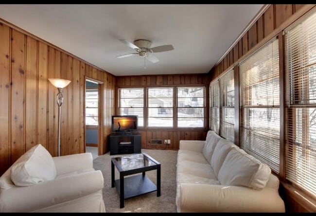 Building Photo - 6741 Harriet Ave
