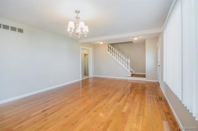 Building Photo - 37718 Douglas Ct