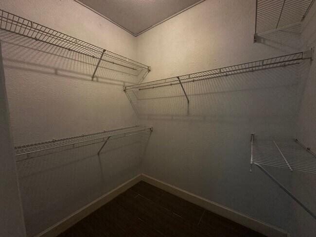 Building Photo - THE GRANDE DOWNTOWN CONDO - 1BR/1BA