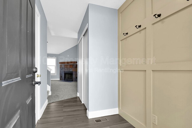 Building Photo - 203 Miller Dr