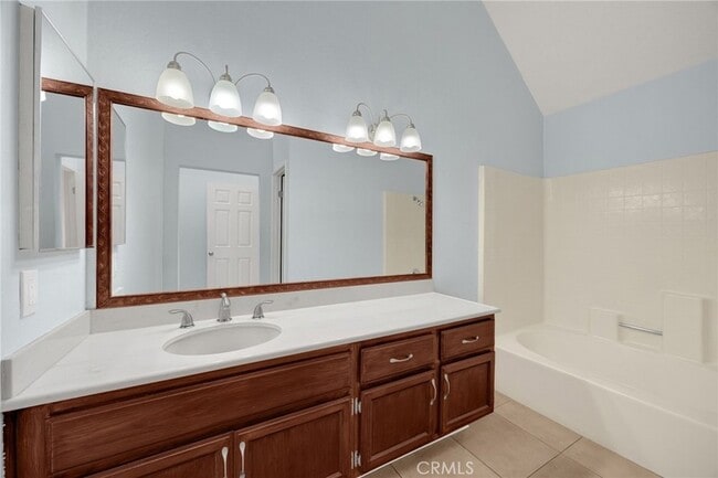 Building Photo - 3740 S Bear St