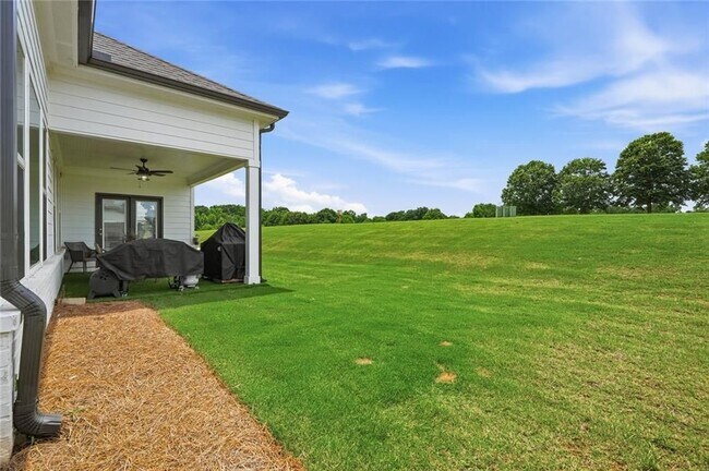 Building Photo - 2049 Chestnut Oak Trl