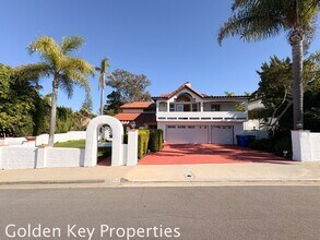 Building Photo - Welcome to this stunning 4-bedroom, 3-bathroom home located in the desirable La Costa neighborhoo...