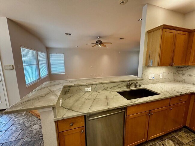 Building Photo - 16920 Brayton Park Dr