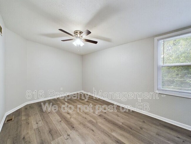 Building Photo - 5015 E 40th St