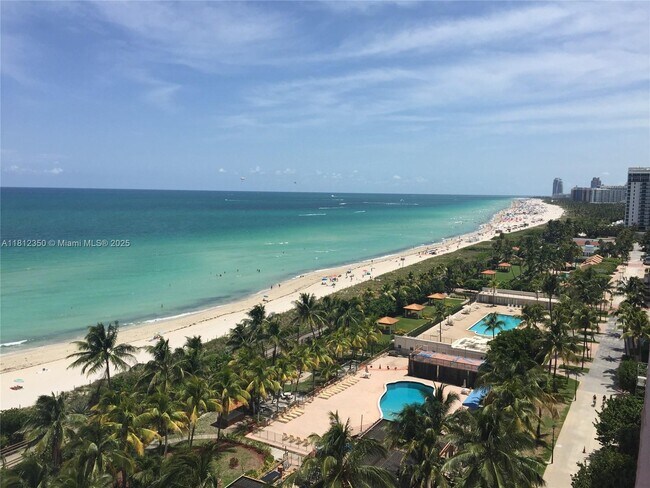 Building Photo - 2899 Collins Ave
