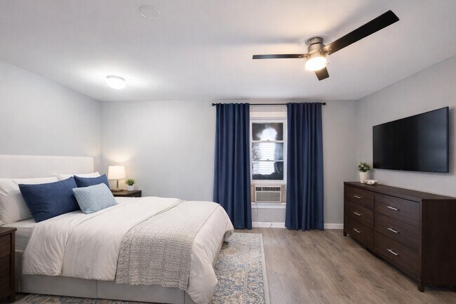 Building Photo - 15 Charlotte St