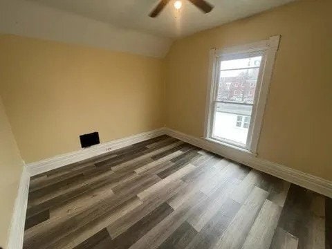 Building Photo - 632 E Mitchell St