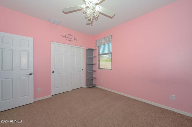 Building Photo - 31098 N 137th Ave
