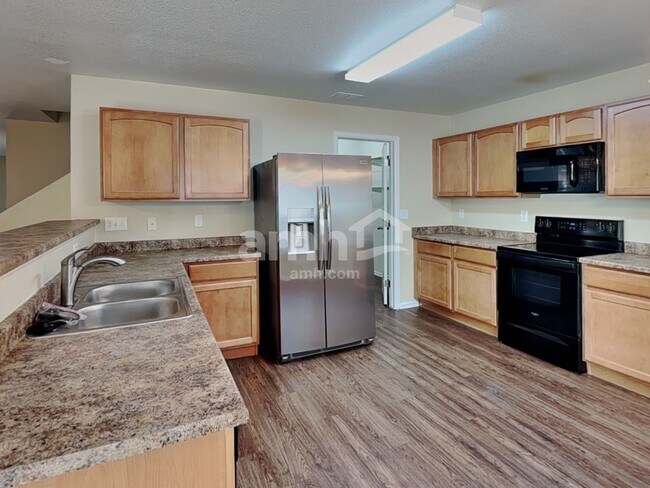 Building Photo - 2630 Coach House Loop