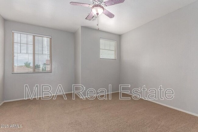 Building Photo - 42511 W Cheyenne Dr