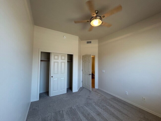 Building Photo - 13798 E Fiery Dawn Dr