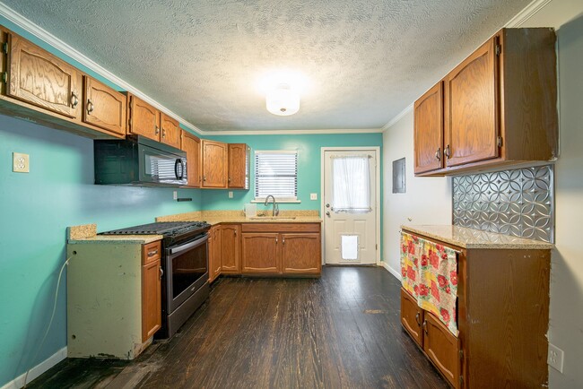 Building Photo - 3 Bedroom 2 bath Harris County