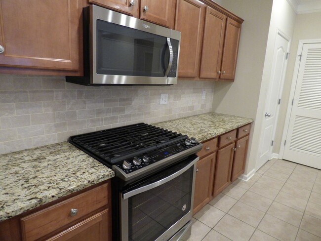 Building Photo - 2370 Acton Park Cir