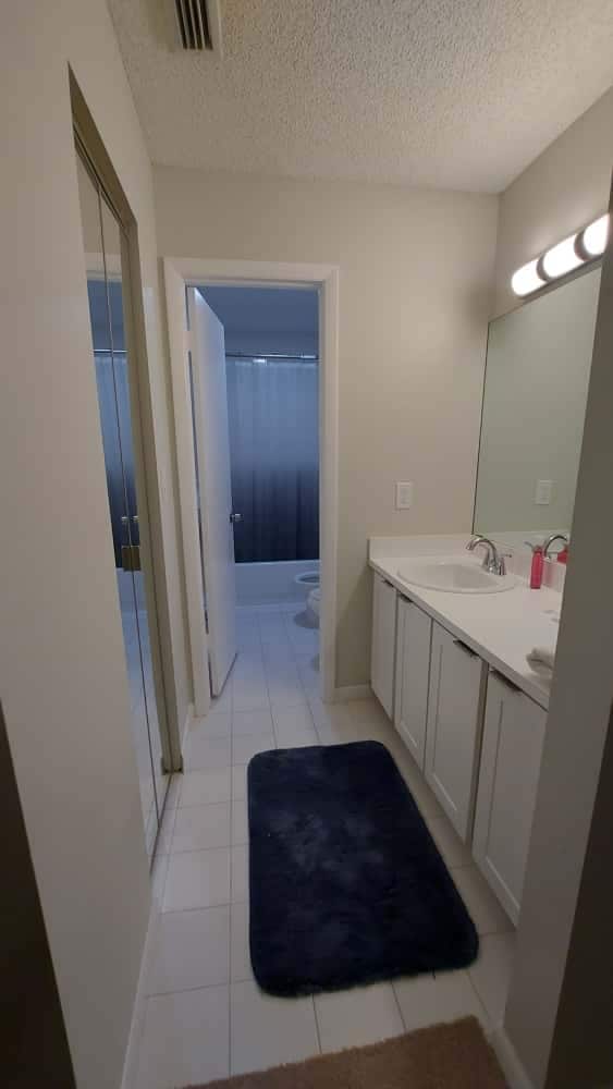 Building Photo - 6931 NW 169th Terrace