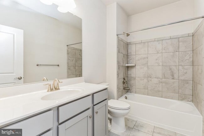 Building Photo - 20763 Heron Landing Dr