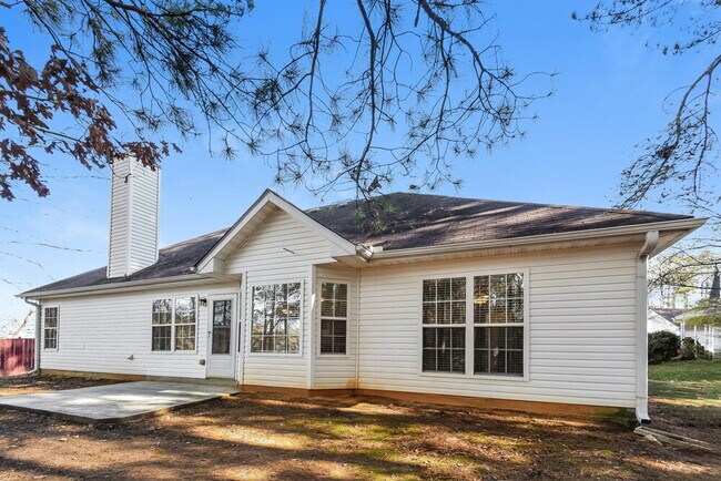 Building Photo - 1917 Summit Creek Way