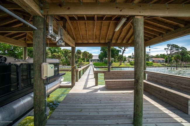 Building Photo - 845 S Tropical Trail