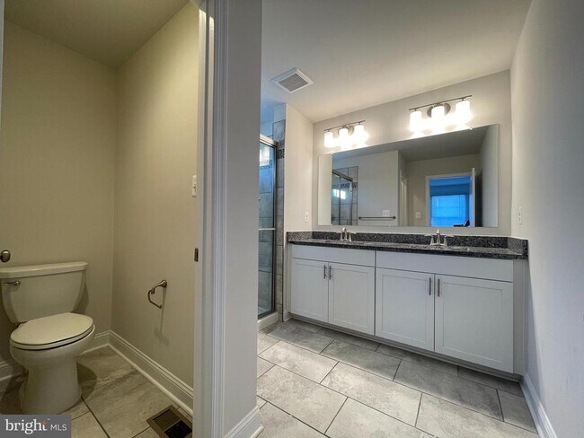 Building Photo - 3659 Duckhorn Way