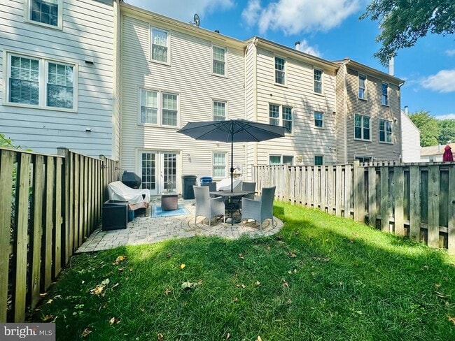 Building Photo - 12010 Glen Alden Rd