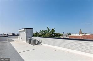 Building Photo - 716 W York St