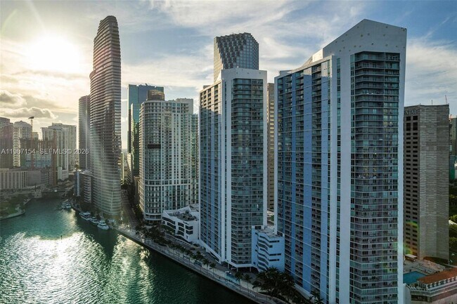 Building Photo - 325 S Biscayne Blvd